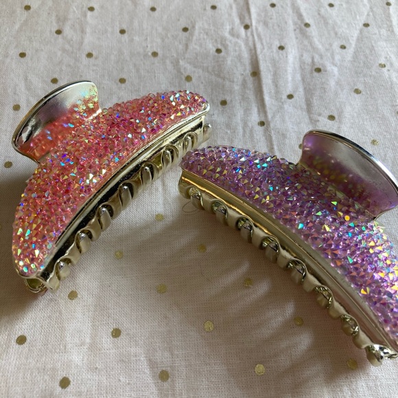 Gold tone rhinestone studded hair clip bundle - Picture 5 of 5